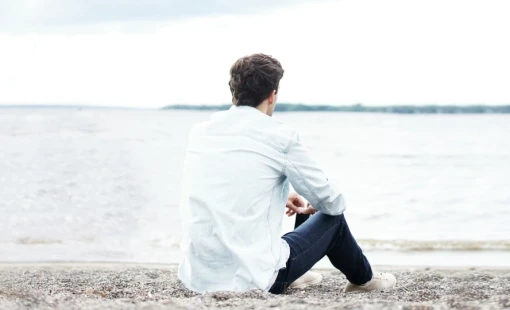 Niska samoocena – objawy, które często ignorujemy i co pomaga na co dzień