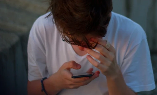 Jak rozpoznać stres u nastolatków i jak im pomóc?