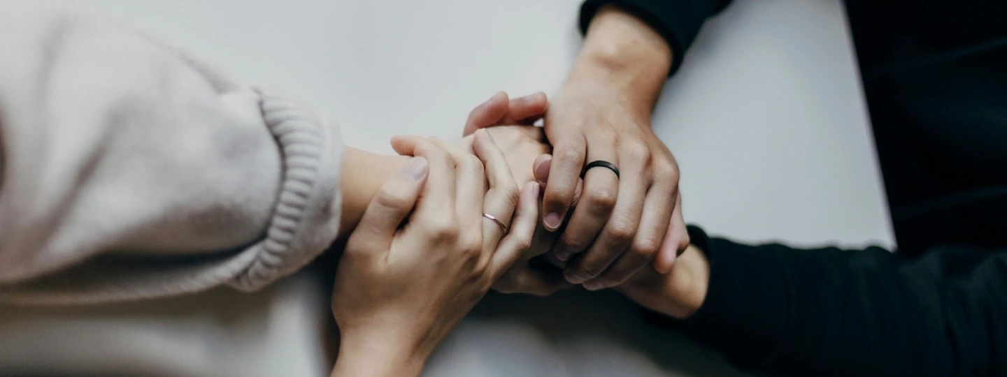 Strata bliskiej osoby - jak sobie poradzić z żałobą?